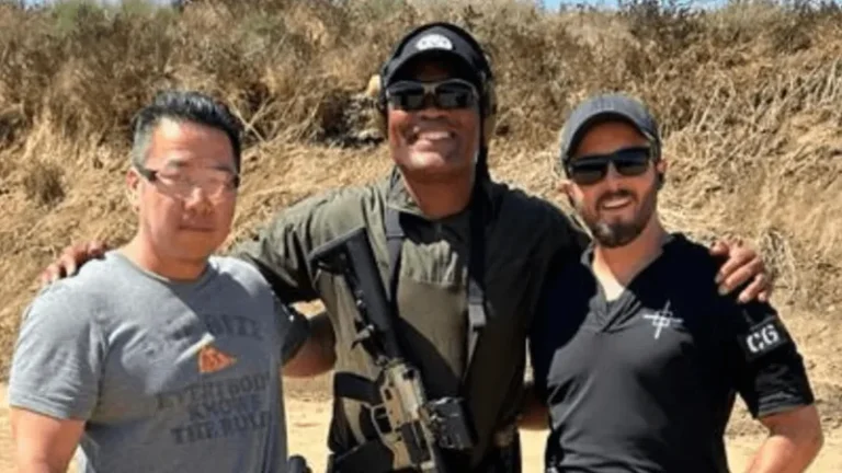 anderson-silva-na-academia-de-policia-de-beverly-hills-191126_800x450